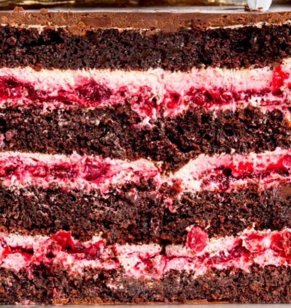 Cherry in Chocolate (Black Forest)